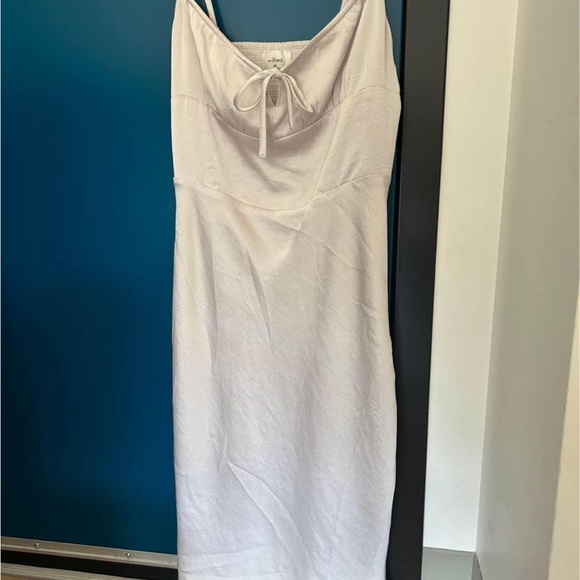 Wilfred bellow midi satin dress - Picture 2 of 2